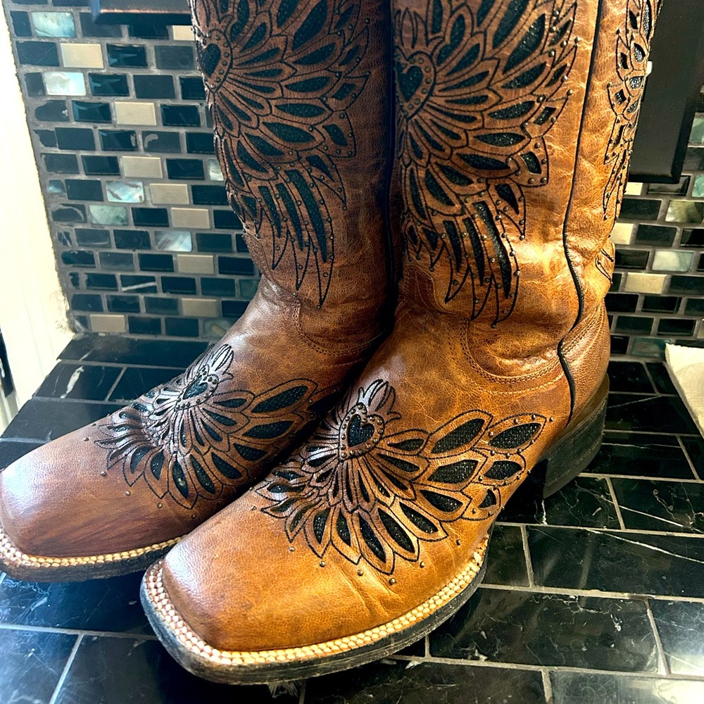 Women’s western boots